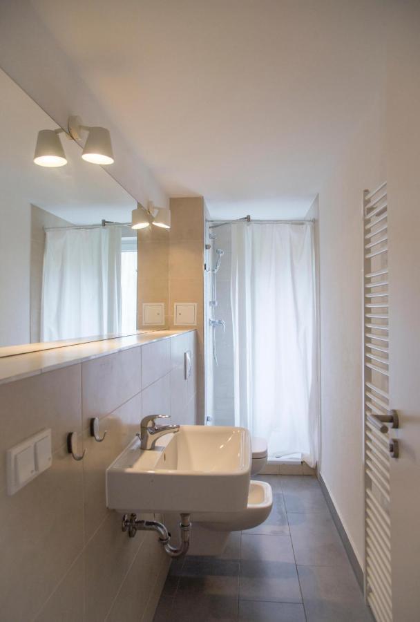 Madflats Hotel-Apartments S-Bahn Friedenau Berlin Exteriör bild