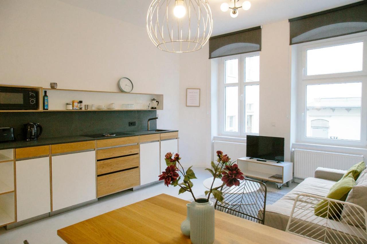 Madflats Hotel-Apartments S-Bahn Friedenau Berlin Exteriör bild