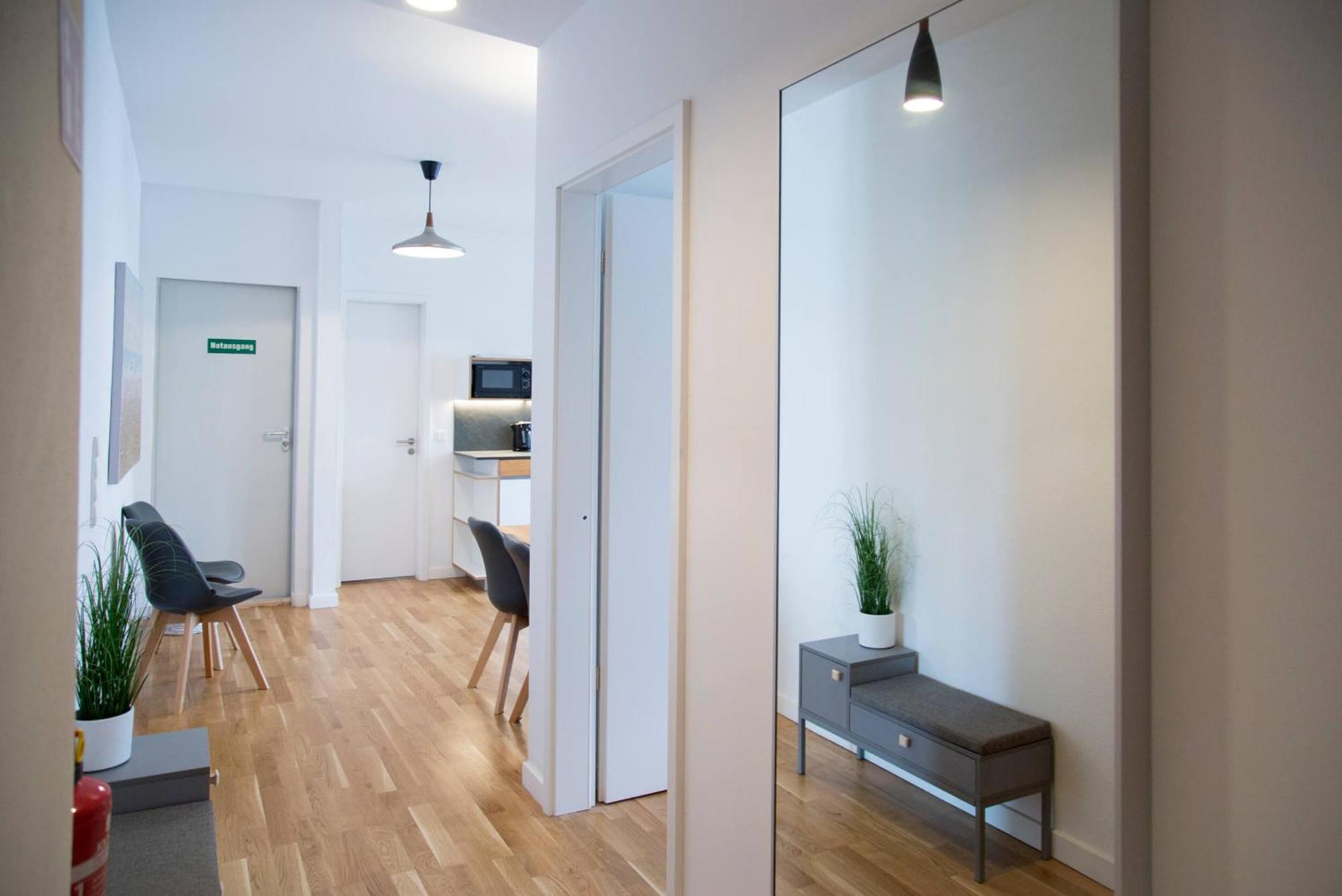 Madflats Hotel-Apartments S-Bahn Friedenau Berlin Rum bild