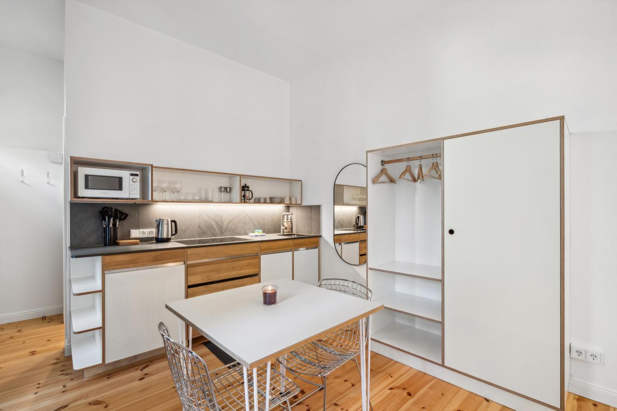 Madflats Hotel-Apartments S-Bahn Friedenau Berlin Exteriör bild