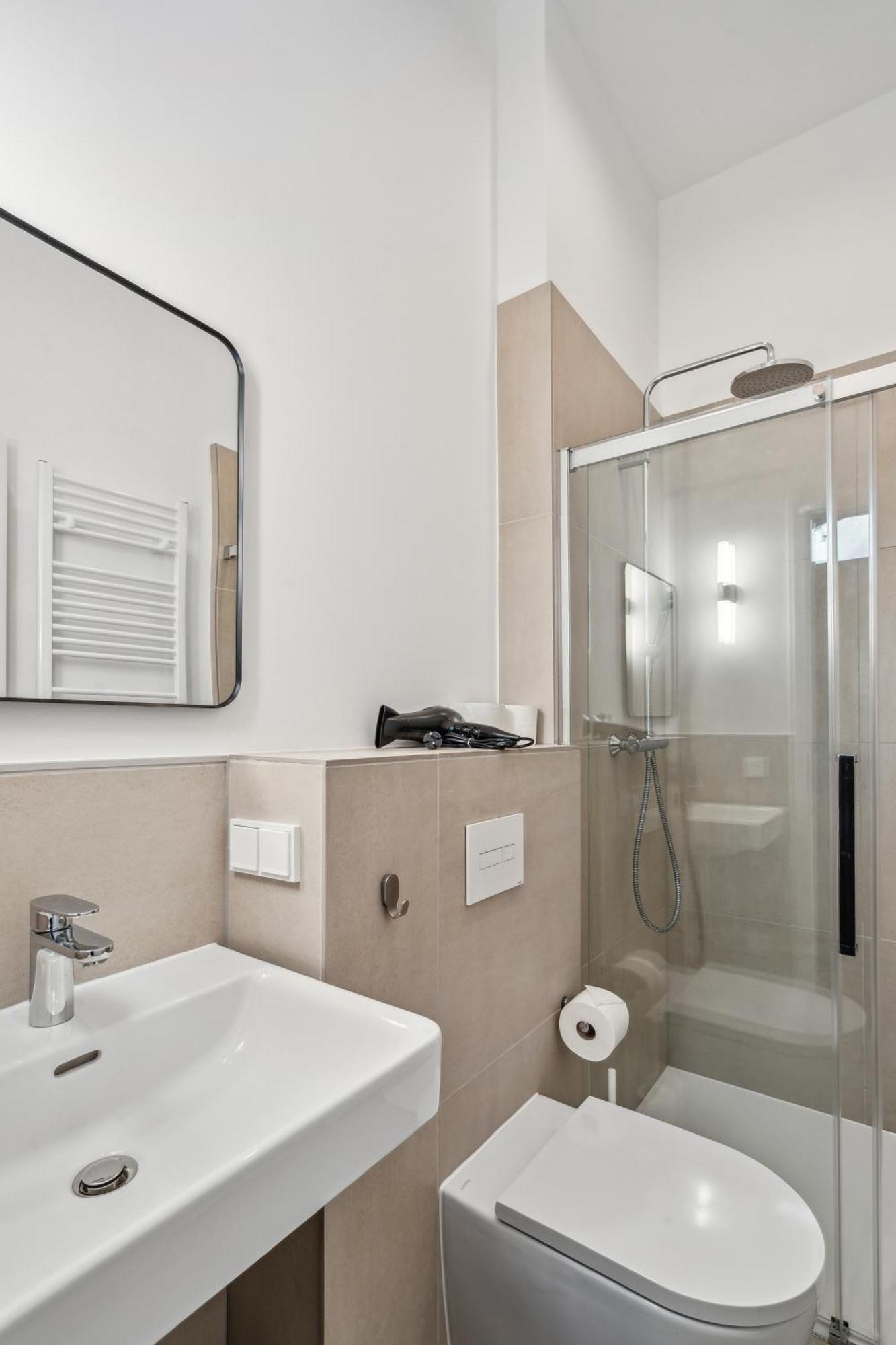 Madflats Hotel-Apartments S-Bahn Friedenau Berlin Exteriör bild