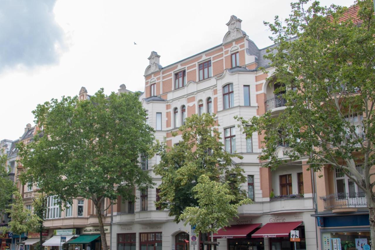 Madflats Hotel-Apartments S-Bahn Friedenau Berlin Exteriör bild